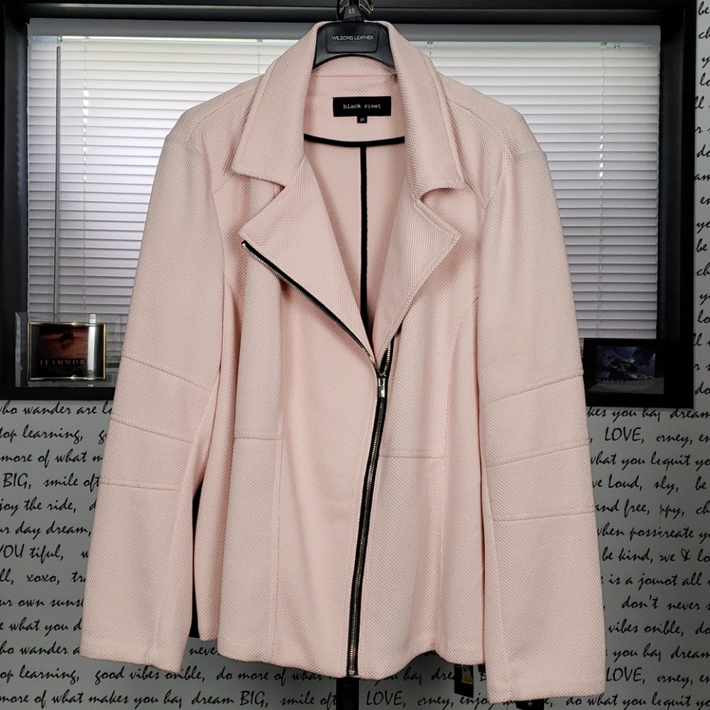 💥NEW💥 Womans 3X Black Rivet Pink Light Jacket